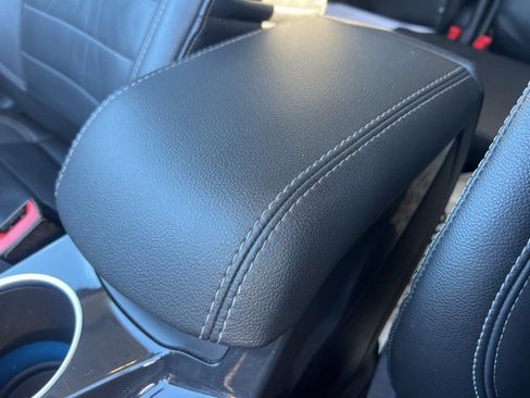 Used 2016 Ford Escape Titanium w/ Equipment Group 301A image 16