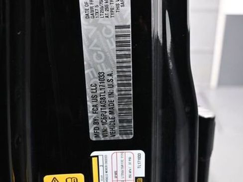 New 2026 Jeep Gladiator Willys AWD/4WD image 15