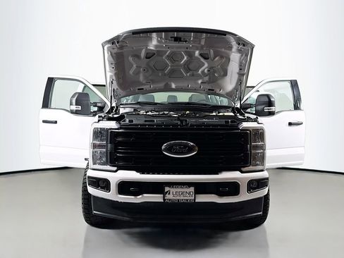 Used 2023 Ford F350 XLT image 21
