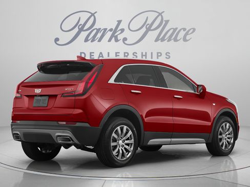 Used 2020 Cadillac XT4 Premium Luxury FWD image 3