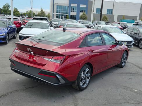 New 2025 Hyundai Elantra Sport FWD image 7