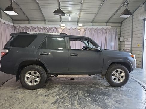 Used 2024 Toyota 4Runner SR5 Premium image 11