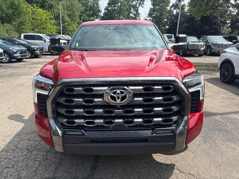 Used 2025 Toyota Tundra Platinum AWD/4WD image 2