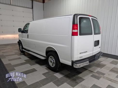 Used 2025 GMC Savana 2500 w/ Driver Convenience Package RWD image 2