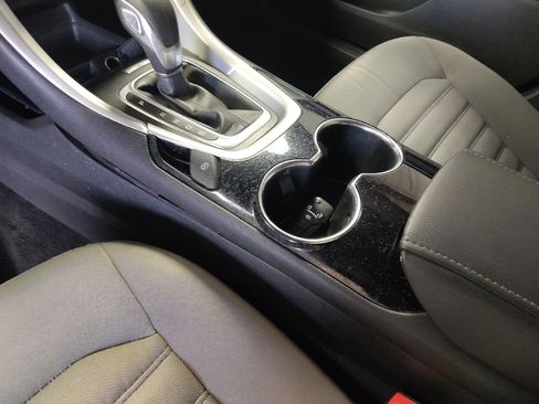 Used 2014 Ford Fusion S FWD image 26