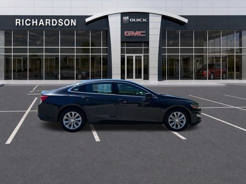 Used 2023 Chevrolet Malibu LT w/ Driver Confidence Package FWD image 7