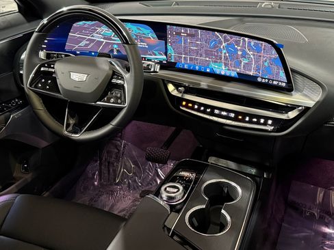 New 2026 Cadillac Lyriq Premium Sport image 4