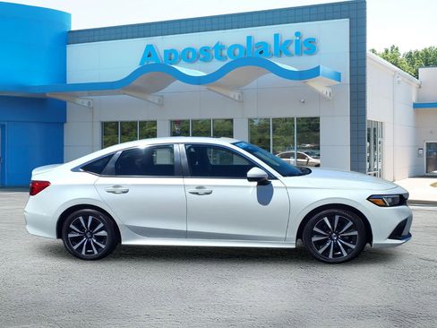 Certified 2023 Honda Civic EX image 2