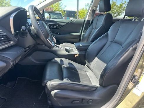 Used 2024 Subaru Outback Limited AWD/4WD image 12