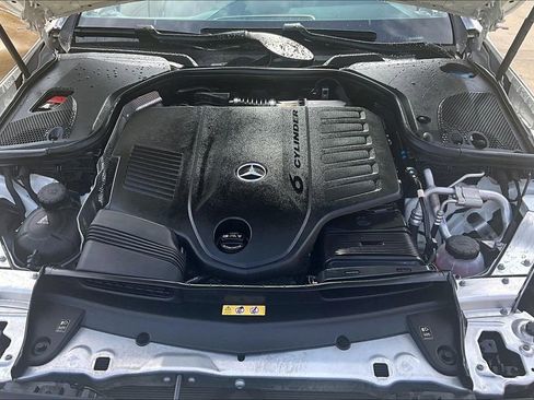 Used 2021 Mercedes-Benz E 450 4MATIC Cabriolet image 13