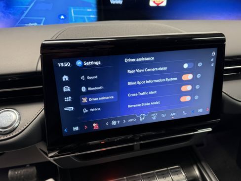 New 2026 Lincoln Nautilus Reserve image 14