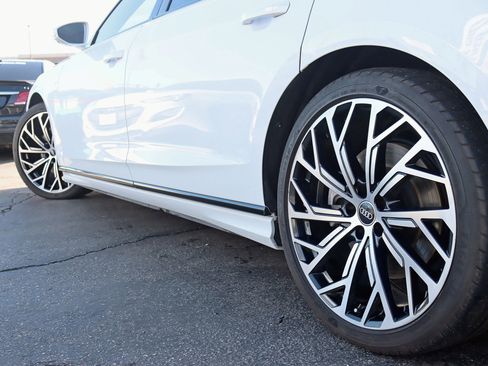 Used 2021 Audi A8 L 3.0T w/ Luxury Package image 13