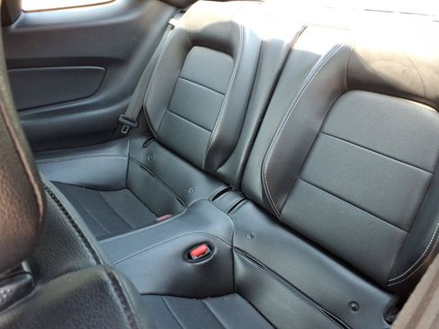 Used 2022 Ford Mustang Premium RWD image 11