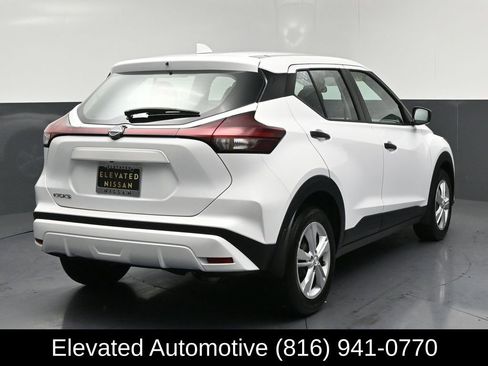 Used 2023 Nissan Kicks S image 4