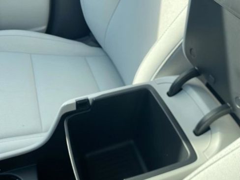 New 2026 Hyundai Kona SE FWD image 23