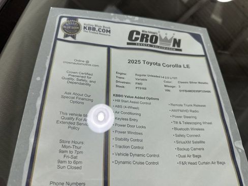 Used 2025 Toyota Corolla LE image 40