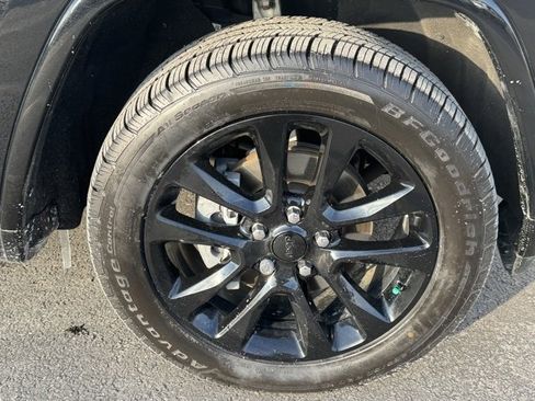 Used 2020 Jeep Grand Cherokee Altitude image 49