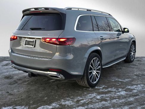 Used 2025 Mercedes-Benz GLS 580 4MATIC image 3