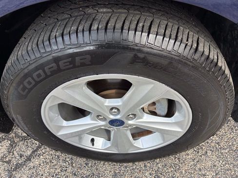 Used 2016 Ford Edge SE FWD image 28