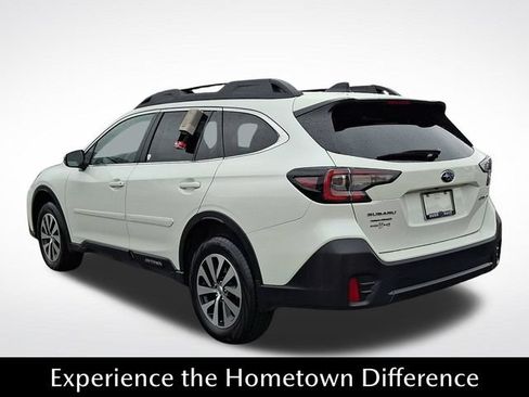 Used 2022 Subaru Outback Premium AWD/4WD image 4