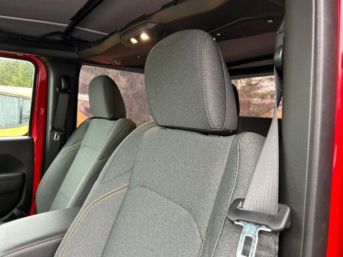New 2026 Jeep Wrangler Sport AWD/4WD image 9