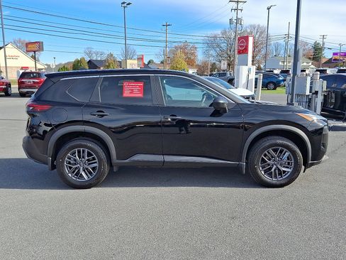 Certified 2023 Nissan Rogue S image 9