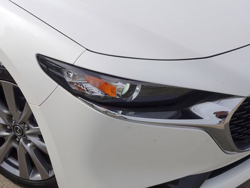 Used 2025 MAZDA MAZDA3 s image 2