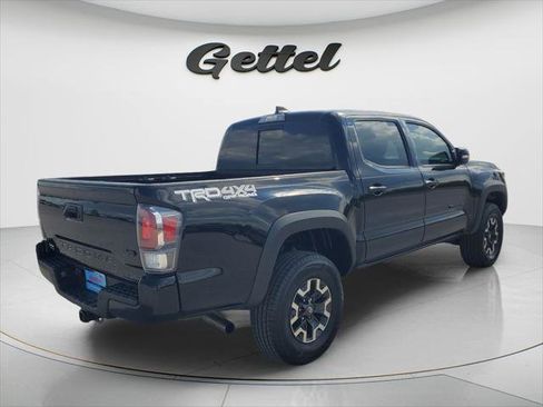 Certified 2023 Toyota Tacoma TRD Off-Road w/ Technology Package AWD/4WD image 5