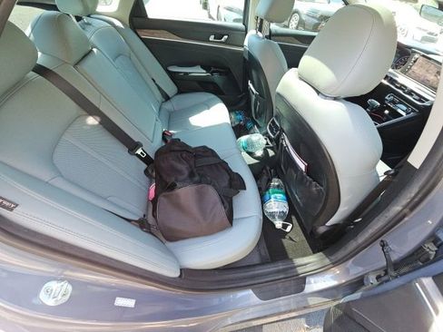 Used 2022 Kia K5 EX FWD image 12