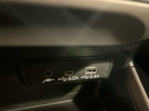 Used 2024 Subaru Crosstrek 2.5i Limited image 18