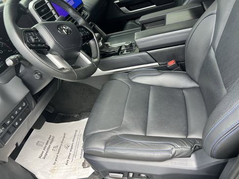 Used 2023 Toyota Tundra Platinum AWD/4WD image 16