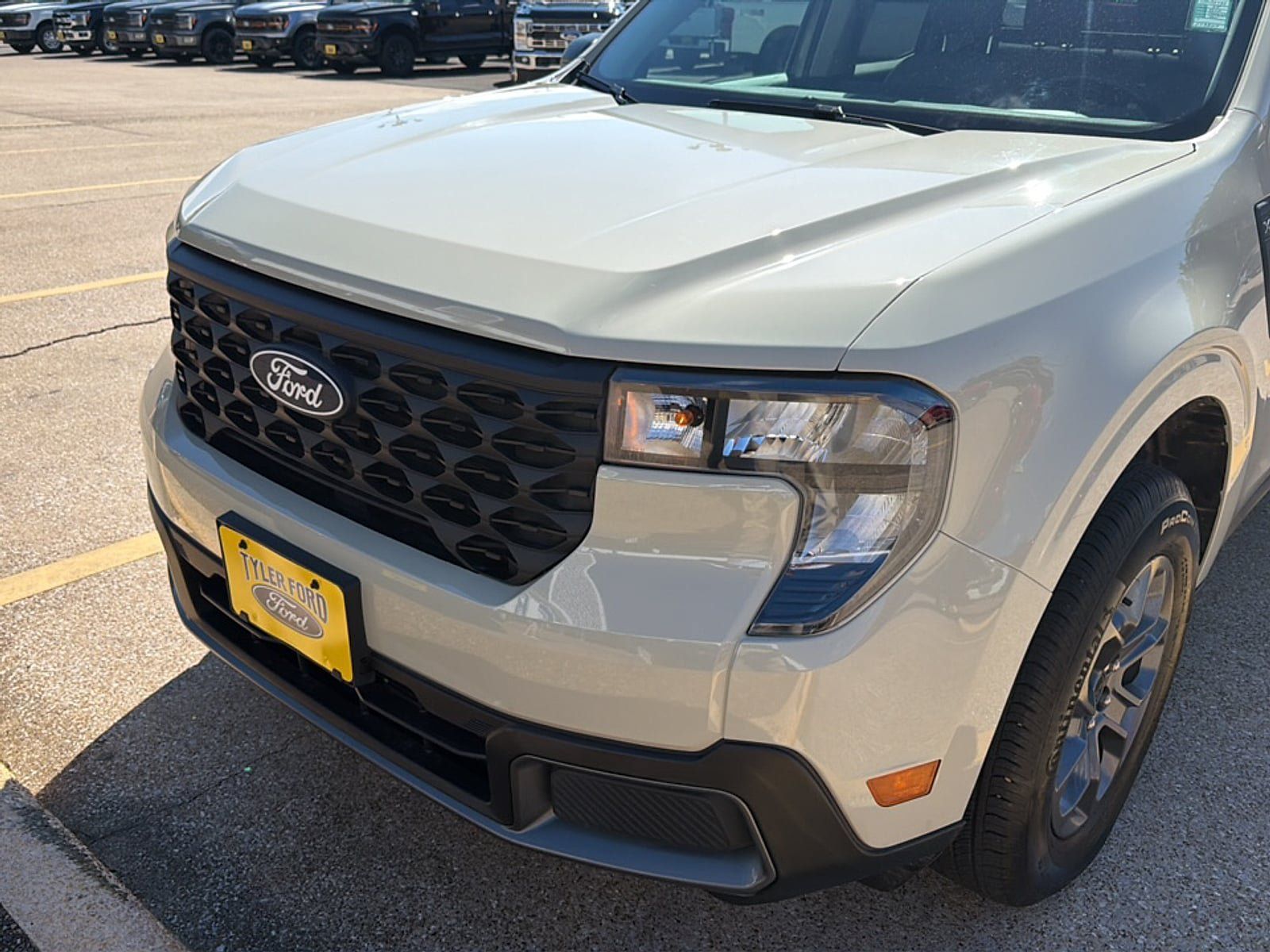Used 2025 Ford Maverick XLT w/ Equipment Group 302A AWD/4WD image 20