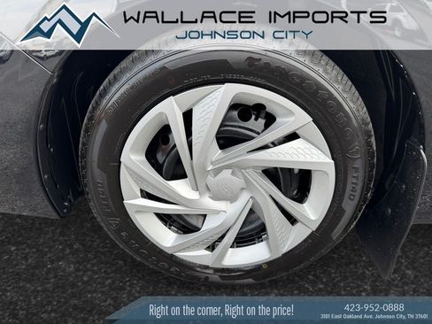 Certified 2024 Subaru Impreza 2.0i w/ Popular Package #1A AWD/4WD image 9