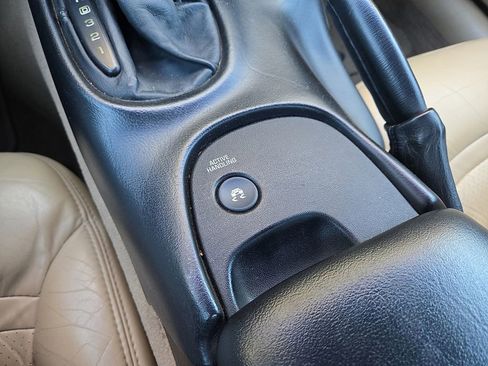 Used 1999 Chevrolet Corvette Convertible w/ Memory Pkg image 28