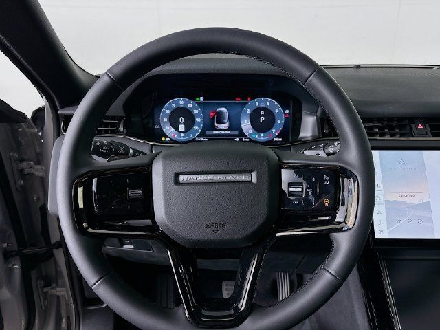Used 2026 Land Rover Range Rover Evoque S AWD/4WD image 12