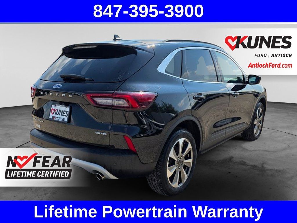 Certified 2025 Ford Escape Platinum AWD/4WD image 10
