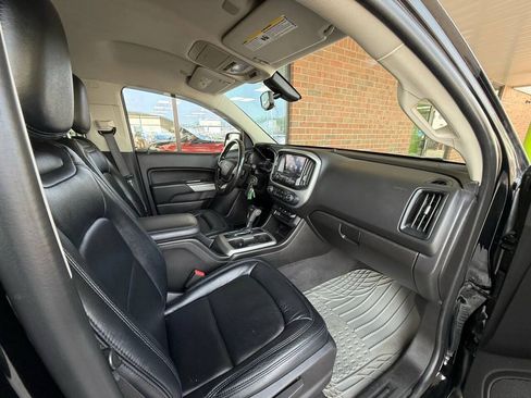 Used 2019 Chevrolet Colorado LT w/ Redline Special Edition AWD/4WD image 38