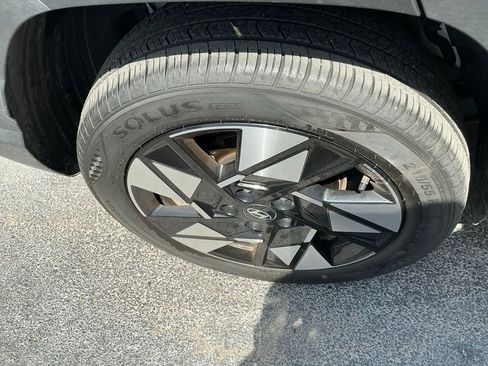 Used 2025 Hyundai Kona SEL AWD/4WD image 6