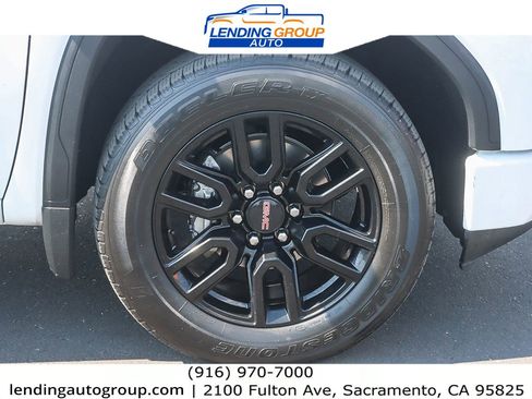 Used 2021 GMC Sierra 1500 Elevation w/ X31 Off-Road Package image 9