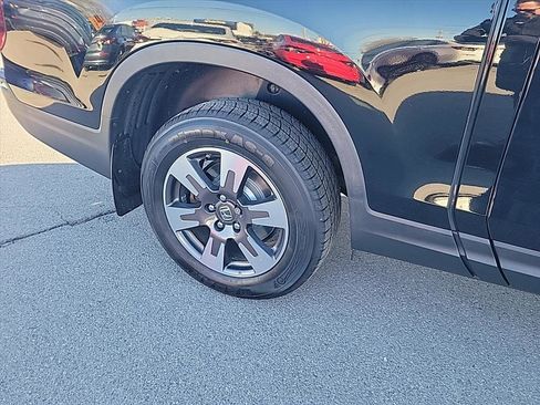 Used 2017 Honda Ridgeline RTL-E image 36