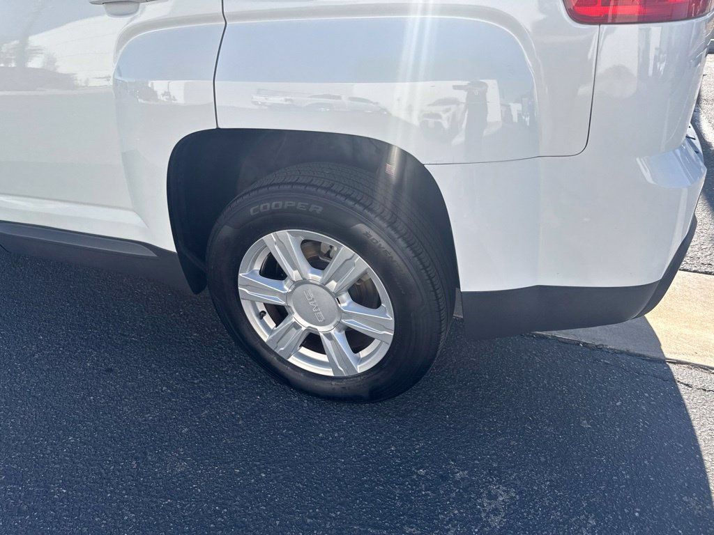 Used 2015 GMC Terrain SLE FWD image 10