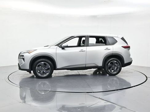Used 2025 Nissan Rogue SV FWD image 6