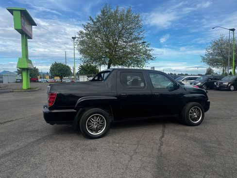 Used 2011 Honda Ridgeline RTS image 3