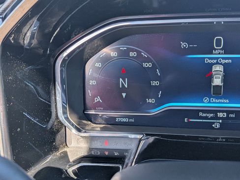 Used 2023 Chevrolet Silverado 1500 High Country w/ Technology Package image 31