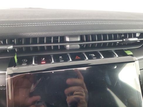 New 2025 Jeep Grand Cherokee L Limited image 21