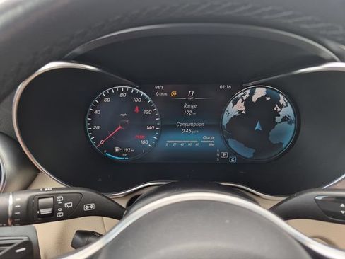 Used 2022 Mercedes-Benz GLC 300 image 29