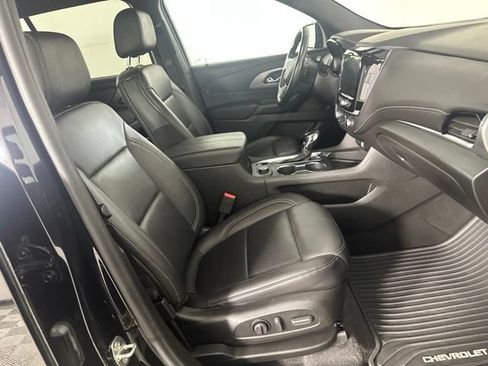 Used 2022 Chevrolet Traverse LT w/ Midnight/Sport Edition AWD/4WD image 28