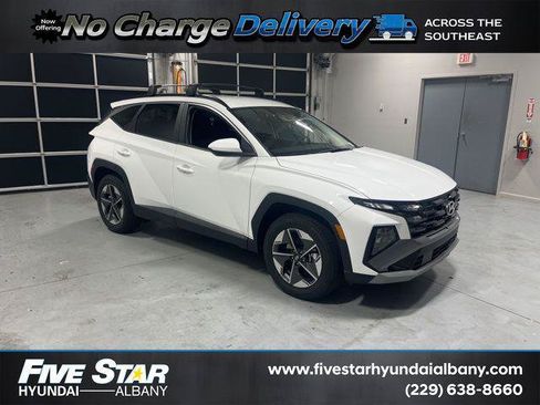 New 2026 Hyundai Tucson SEL FWD image 1