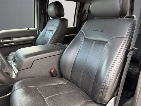 Used 2014 Ford F250 Platinum w/ FX4 Off-Road Package AWD/4WD image 13