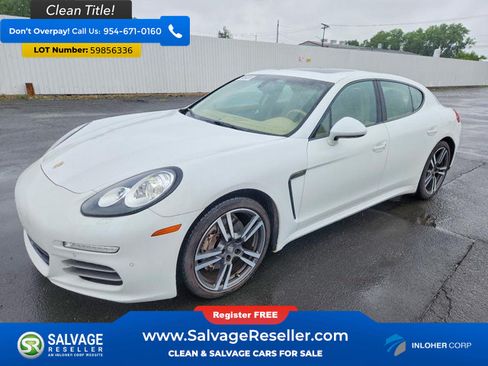 Used 2015 Porsche Panamera 4 AWD/4WD image 1
